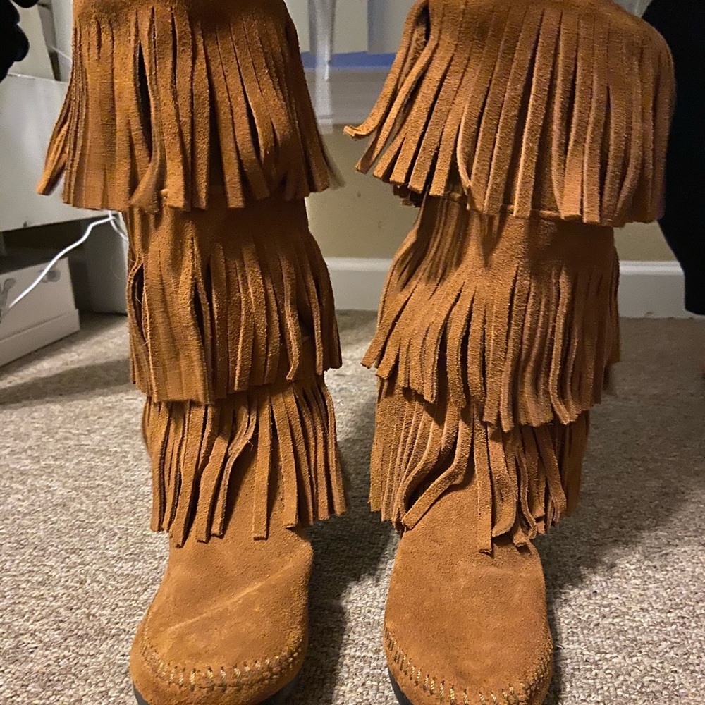 Minnetonka Moccasin Boots